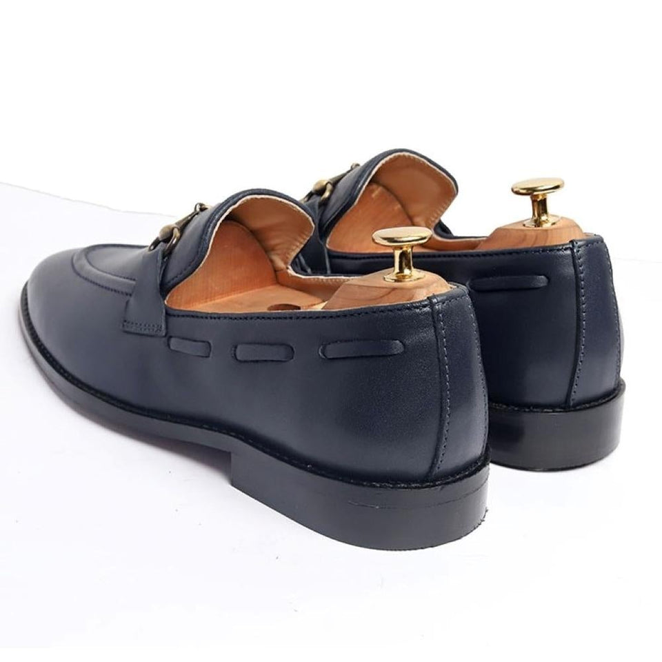 TAQUILA LORENZO BELARUS IMPORTED CRUST LEATHER LOAFER WITH HORSE BIT